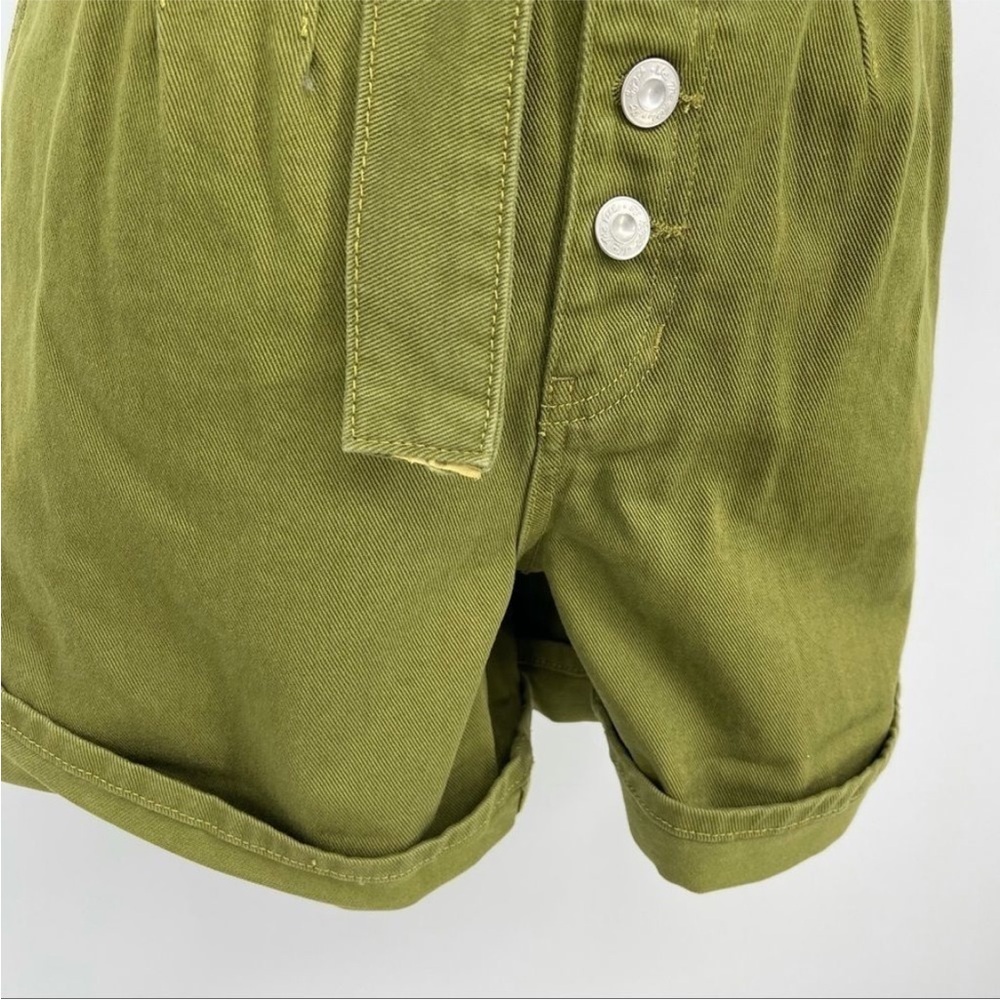 Free people 🌹🌹Olive Green Belted Women's Shorts - Picture 7 of 17